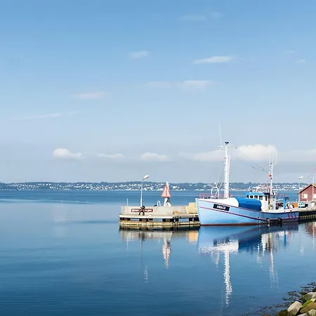 펜션 Delan - 650m From The Sea By Interhome *